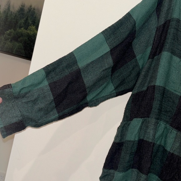 Flannel - Picture 4 of 8